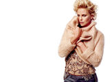 charlize2001600x1200.jpg