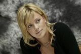 charlize_th66738526.jpg
