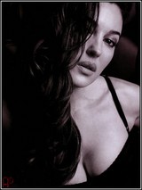 AD877-Monica_Belluci.jpg