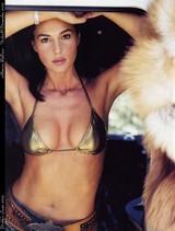 DS003-240-MonicaBellucci-FHM-01.jpg
