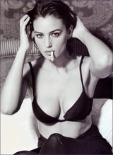 Monica_Bellucci_scan02.jpg
